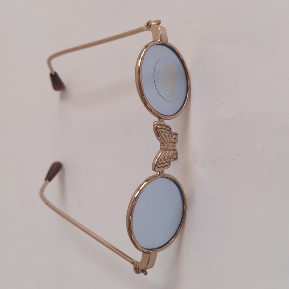 by De'Vons Optics, Inc. est since 1983! Other - Doggie eyewear